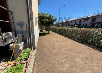 Giardino - Villa a Schiera Via Falcetti
 
1, Lacchiarella - foto 15