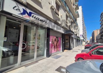 Edificio all\'aperto - Attività Commerciale Via Abate Giacinto Gimma
 
203, Bari - foto 6