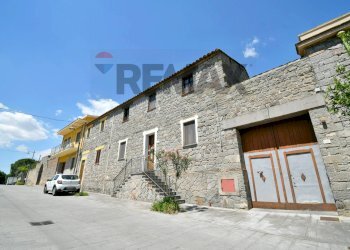 Casa all\'aperto - Independent house Via San Vitalia
66, Serrenti - photo 2