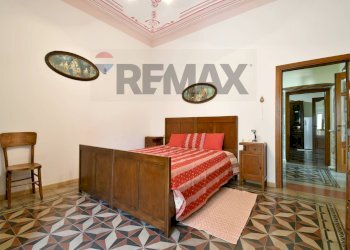 Camera / camera da letto - Independent house Via San Vitalia
66, Serrenti - photo 34