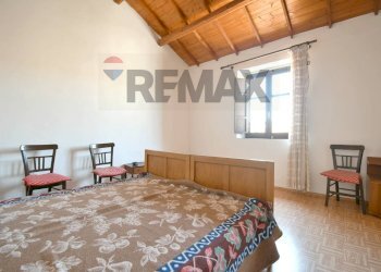 Camera / camera da letto - Independent house Via San Vitalia
66, Serrenti - photo 35