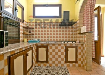 Cucina - Independent house Via San Vitalia
66, Serrenti - photo 45