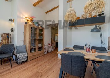 Sala da pranzo - Villa LOCALITA' SARRA DI ENTU
50, Arzachena - photo 9