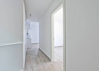 Corridoio - Two-room apartment piazza Albania, 2, Roma - photo 9