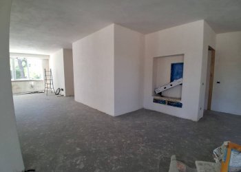 Box auto - Villa via Vincenzo Importuno, San Marzano di San Giuseppe - photo 10
