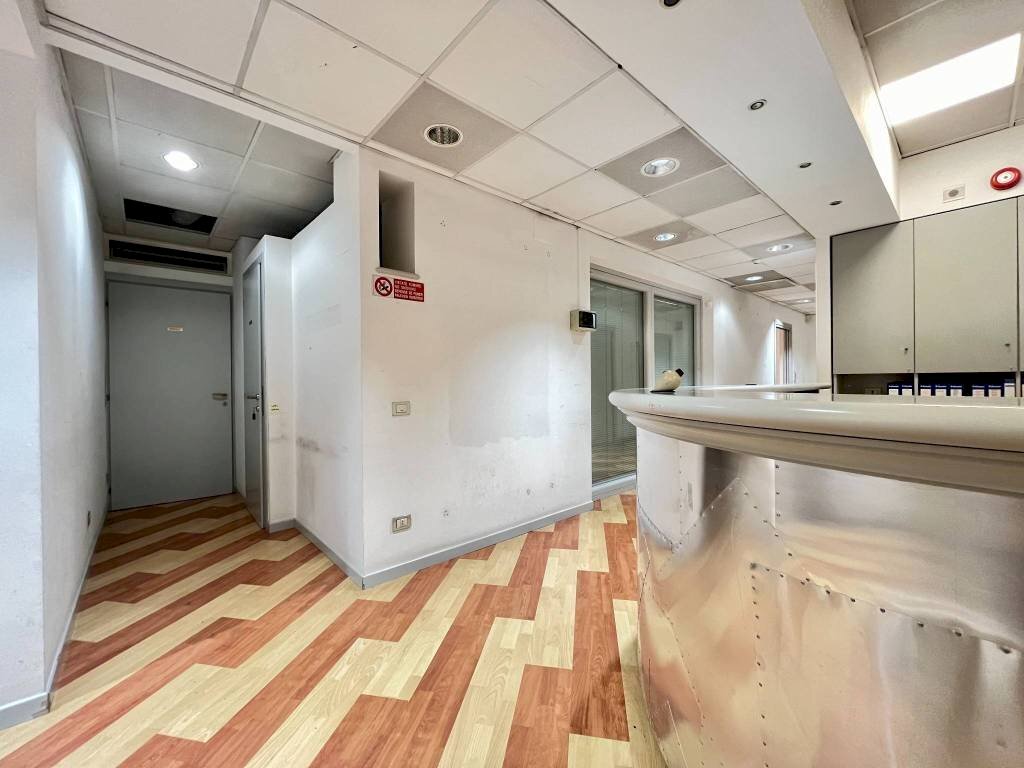Interno non residenziale - Office via Andrea Solari, 9, Milano (neighborhood Porta Genova) - photo 2