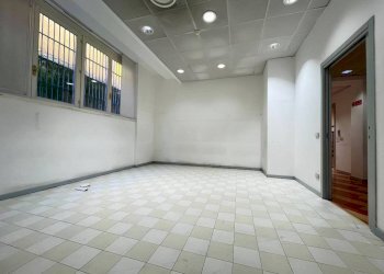 Interno non residenziale - Ufficio via Andrea Solari, 9, Milano (zona Porta Genova) - foto 9