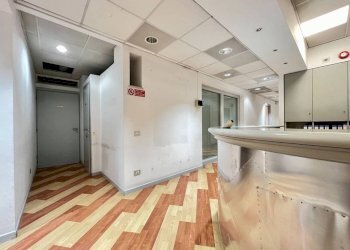 Interno non residenziale - Ufficio via Andrea Solari, 9, Milano (zona Porta Genova) - foto 3