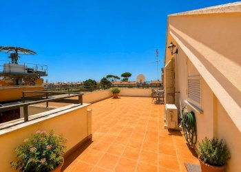 Foto 3 - Villa Viale Nerone
 
39, Anzio - foto 3