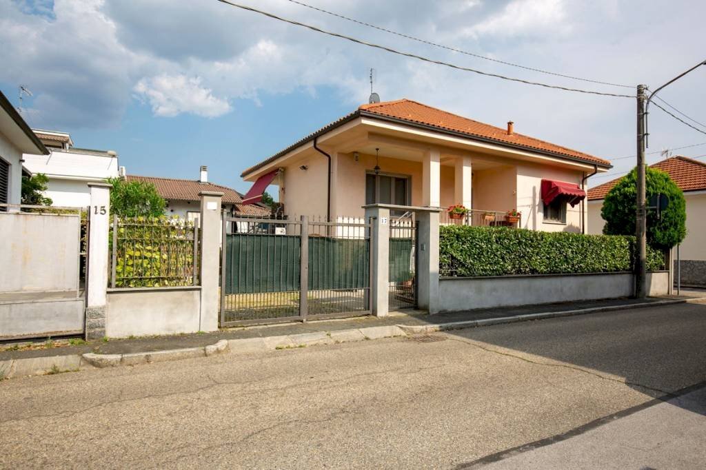 Facciata - Villa via Fratelli Rosselli, 17, Grugliasco - photo 1