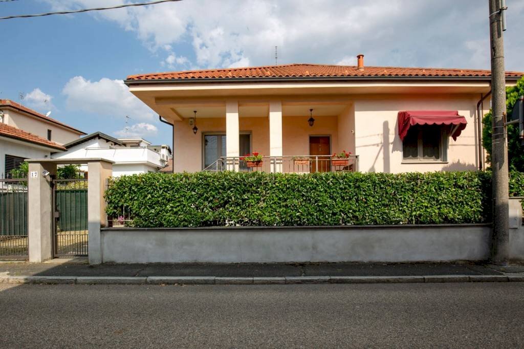 Facciata - Villa via Fratelli Rosselli, 17, Grugliasco - photo 3