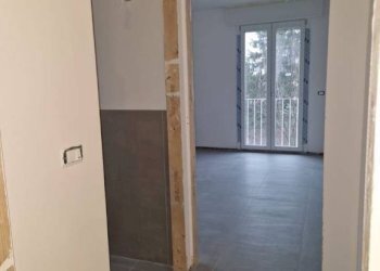 Disimpegno - Three-room apartment via dell'Uccellino, Bologna (neighborhood Savena) - photo 2