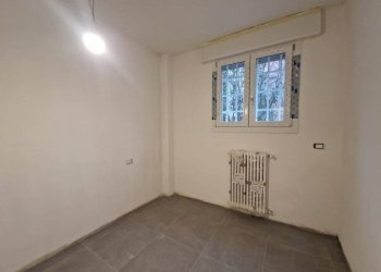 Camera da letto - Three-room apartment via dell'Uccellino, Bologna (neighborhood Savena) - photo 20
