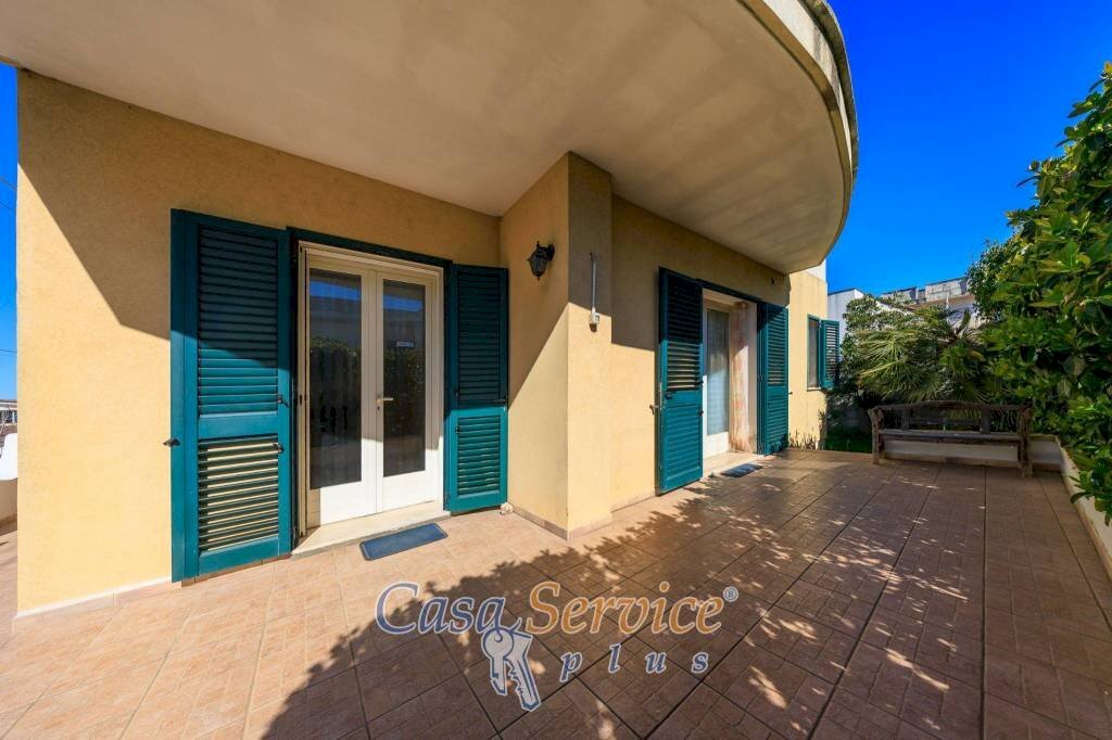 Terrazzo - Villa via Supersano, Casarano - foto 1