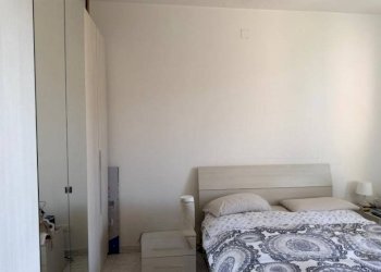Camera da letto - Bilocale viale Umbria, 66, Milano - foto 3