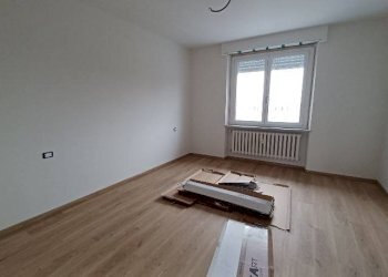 Camera da letto - Two-room apartment Pianezza - photo 5