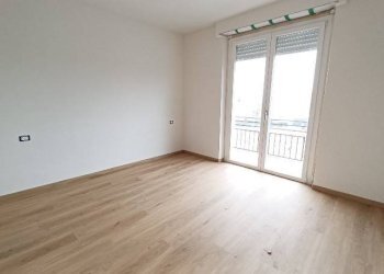 Camera da letto - Two-room apartment Pianezza - photo 6