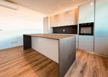 Cucina - Appartamento via 20 Settembre, Genova (zona Centro) - foto 10