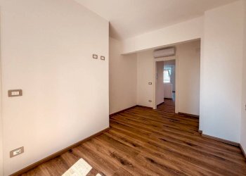 Camera da letto - Appartamento via 20 Settembre, Genova (zona Centro) - foto 18