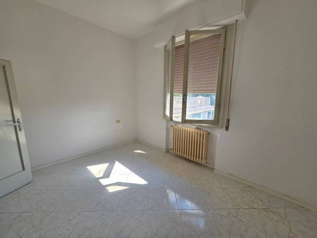 Camera da letto - Four-room apartment via 20 Settembre, Signa - photo 3