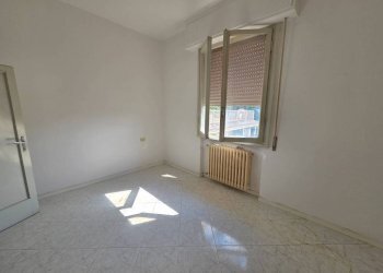 Camera da letto - Four-room apartment via 20 Settembre, Signa - photo 3