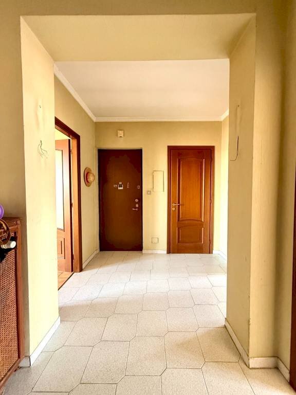 Ingresso - Appartamento via Alcide De Gasperi, 34, Carmagnola - foto 3