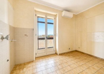 Cucina - Appartamento via Alcide De Gasperi, 34, Carmagnola - foto 4