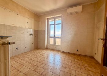 Cucina - Appartamento via Alcide De Gasperi, 34, Carmagnola - foto 5
