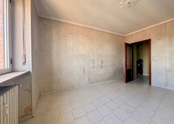 Camera da letto - Appartamento via Alcide De Gasperi, 34, Carmagnola - foto 10