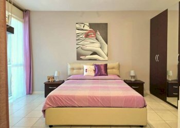 Camera da letto - Four-room apartment Alba - photo 12