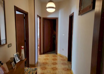 Corridoio - Appartamento via Aldo Moro, Castiglione dei Pepoli - foto 19