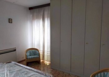 Camera da letto - Apartment piazza Kennedy, Camugnano - photo 15