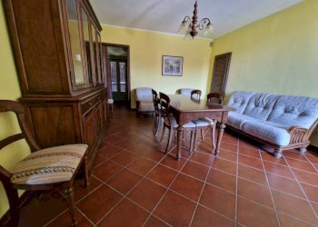 Salone - Two-room apartment corso Torino, 127, Pinerolo - photo 2