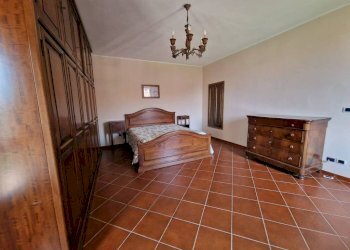 Camera da letto - Two-room apartment corso Torino, 127, Pinerolo - photo 10