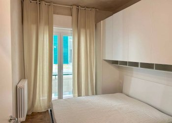 Camera da letto - Trilocale via David Chiossone, Genova - foto 10