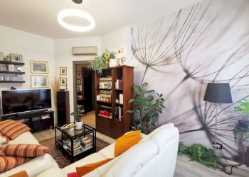 Salone - Quadrilocale corso Cosenza, 72, Torino (zona Santa Rita) - foto 13