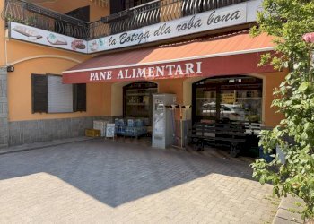 Facciata - Shop Frazione Beguda, 54, Borgo San Dalmazzo - photo 2
