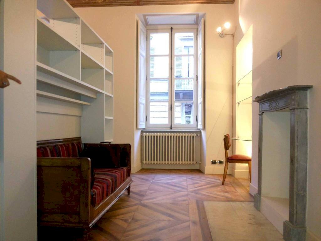 Studio - Bilocale via Sant'Anselmo, 1, Torino (zona San Salvario) - foto 2