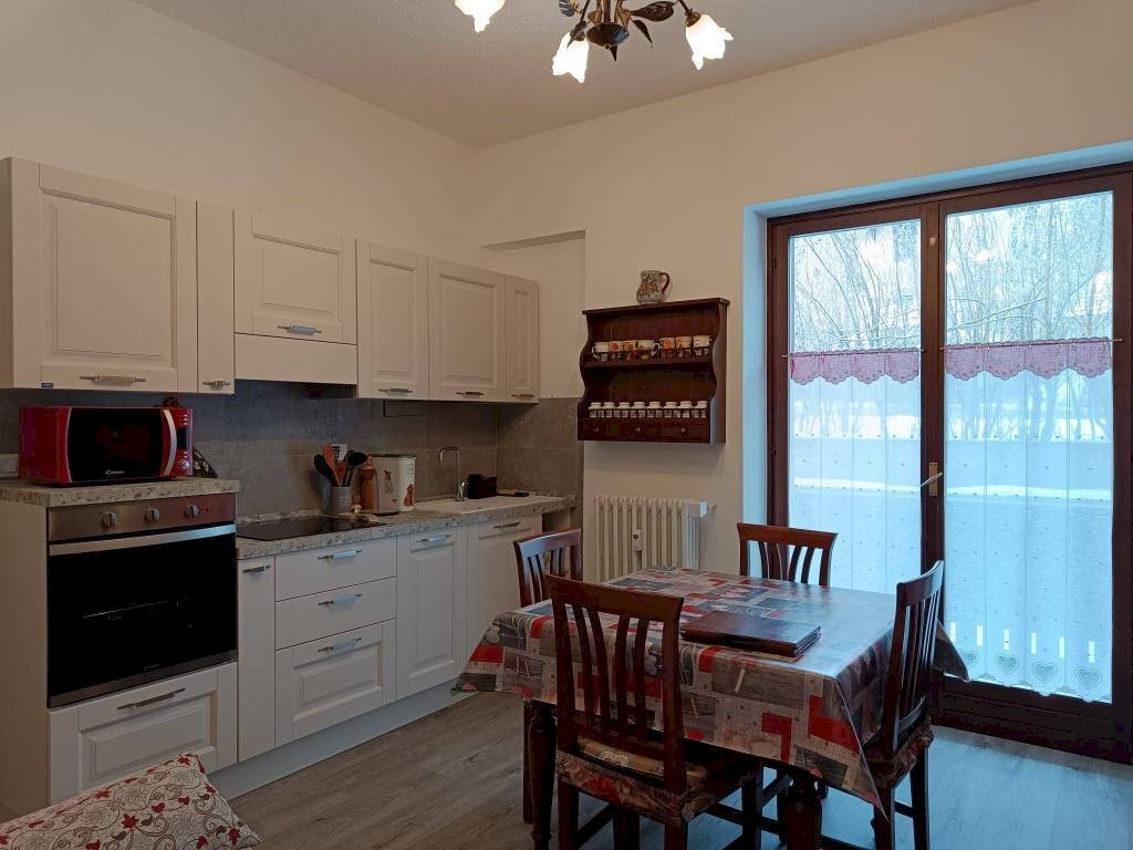 Cucina - Bilocale viale San Francesco, 6, Bardonecchia - foto 2