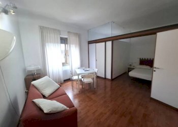 Camera da letto - Two-room apartment via Antonio Serra, 84, Roma - photo 5
