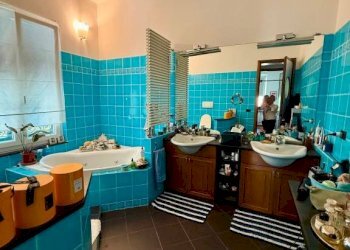 Bagno - Appartamento via Villini di Sturla, 2, Genova (zona Quarto) - foto 11