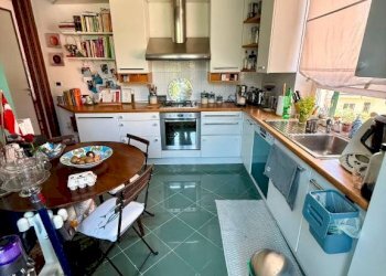 Cucina - Appartamento via Villini di Sturla, 2, Genova (zona Quarto) - foto 29
