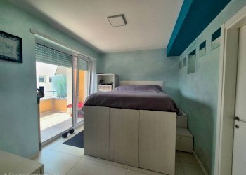 Camera da letto - Appartamento corso Alcide De Gasperi, 45, Cuneo (zona Donatello) - foto 6