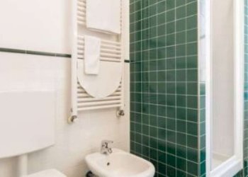 bagno 1d\' - Two-room apartment corso Cairoli, 26/2, Torino (neighborhood Centro) - photo 5