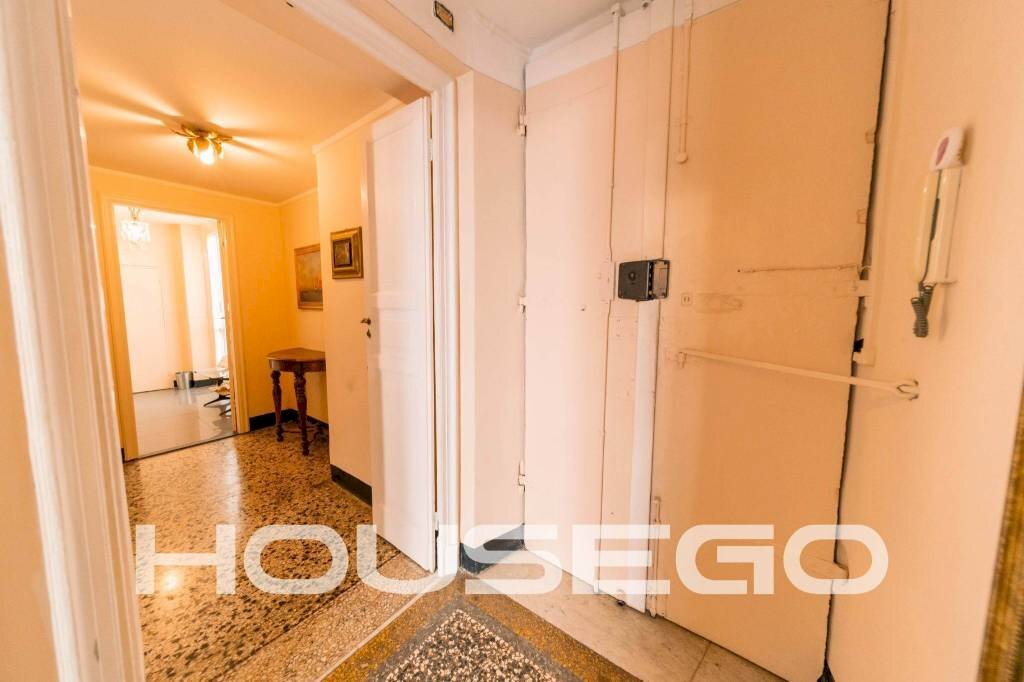 Corridoio - Three-room apartment via della Maddalena, 32, Genova - photo 3