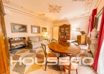 Salone - Three-room apartment via della Maddalena, 32, Genova - photo 7