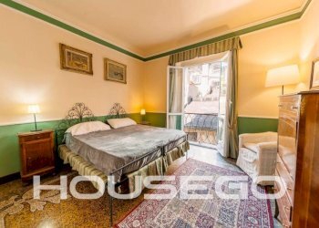 Camera da letto - Three-room apartment via della Maddalena, 32, Genova - photo 17