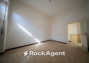 Camera da letto - Four-room apartment via Cagliari, 11, Sorso - photo 7