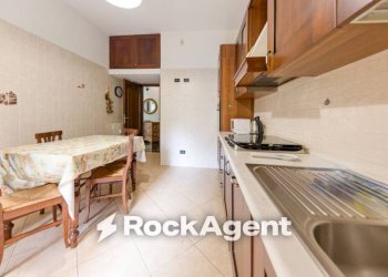 Cucina - Three-room apartment via Antica Romana di Pegli, 7, Genova (neighborhood Pegli) - photo 3