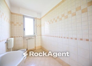Bagno - Two-room apartment via Tortona, 84, Alessandria - photo 14